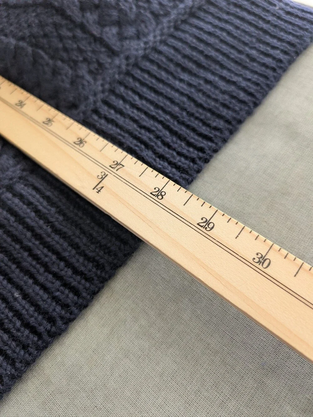 Inis Crafts 100% Wool Navy Cardigan Large